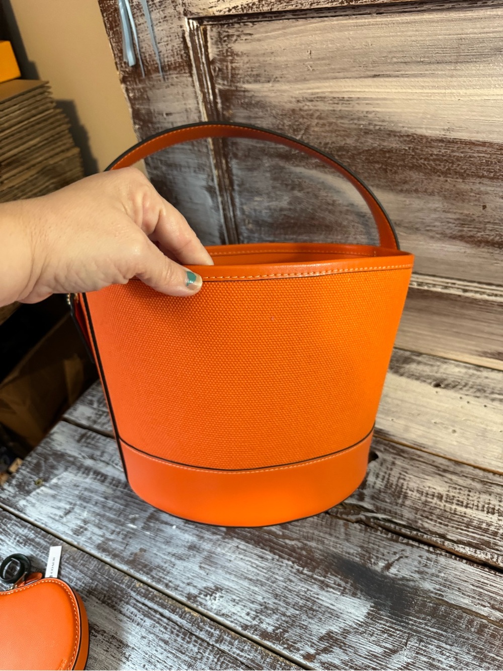 Coach Orange Halloween Jack-O'-Lantern Bucket Bag with Pumpkin Coin Pouch - Picture 8 of 16